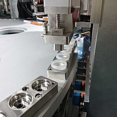 İyi bir fiyat. Infüzyon Kapak Otomatik Montaj Makinesi Metal Kapak Sıfırlama Makinesi ODM çevrimiçi
