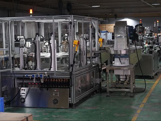 İyi bir fiyat. Kurutma Kapak Doldurma Makinesi Karusel İşlem Yapısı Özel çevrimiçi