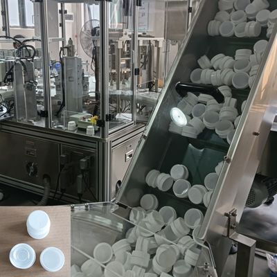 İyi bir fiyat. Servo Motorlu Çamaşırhane Temizleyici Şişe Kapağı Otomatik Kapağı torna makinesi ile elde edilen yüksek doğruluk ve nitelikli oran çevrimiçi