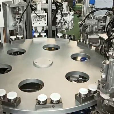 İyi bir fiyat. PLC Kontrol Otomatik Kapak Boğazlama Makinesi 2500-12000pcs/h çevrimiçi