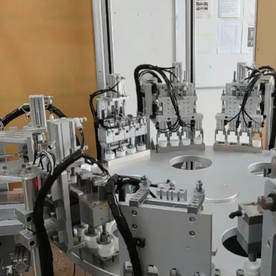 İyi bir fiyat. 220V Voltage Desiccant Cap Assembly Machine with 100% Qualification Check and Vibrating Feeder for Pharmaceutical Use çevrimiçi