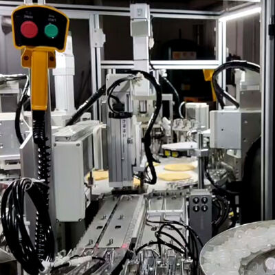 İyi bir fiyat. Dokunmatik Ekranlı Çalışma ve %99 Geçerlilik Oranına Sahip, Ayarlanabilir Hızlı CRC Kapak Montaj Makinesi (Desikant Kapaklar İçin) çevrimiçi