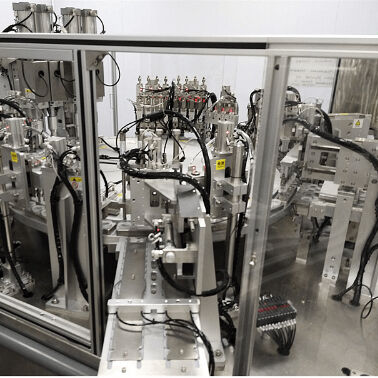 Euro Cap Assembly Machine with 99% Qualified Rate, 4500-12000 per/hour Capacity, and Servo Motor Drive for Automatic Cap Assembly