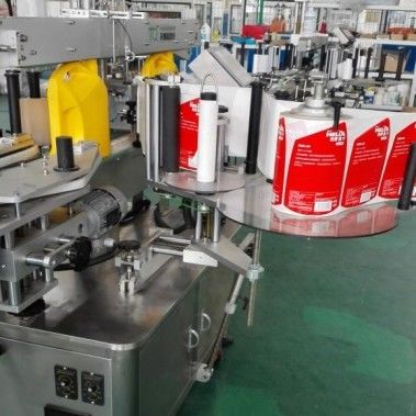 İyi bir fiyat. Paslanmaz çelik otomatik şişe etiketleme makinesi AC380V Özel çevrimiçi