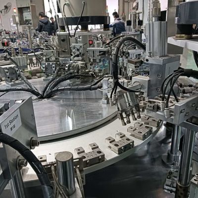 İyi bir fiyat. IV Infüzyon Peel Foil Kapak Montaj Makinesi Otomatik Doğrusal vida Kapak Makinesi çevrimiçi