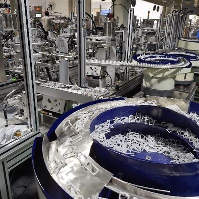 Doğrusal Kaydırıcı Demiryolu Sistemi Gündelik Gereksinimler Su Serçesi Çekici Serçesi ve Daha fazlası için Montaj Makinesi