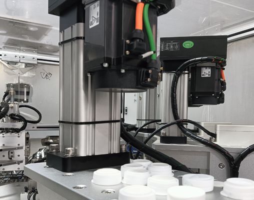 İyi bir fiyat. İlaç ve sağlık bakımı için kurutma kapakları montaj makinesi, nitelikli ve nitelikli olmayan ürünler için ayrı çıkışlar çevrimiçi