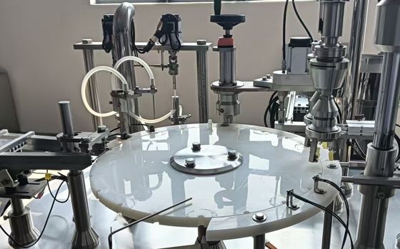 İyi bir fiyat. 13. Cap Montaj Makinesi Enjeksiyon Kalıplama Makinesi ve Görüntü Algılama Makinesi ile Tam Otomatik Bir Üretim hattı oluşturmak çevrimiçi