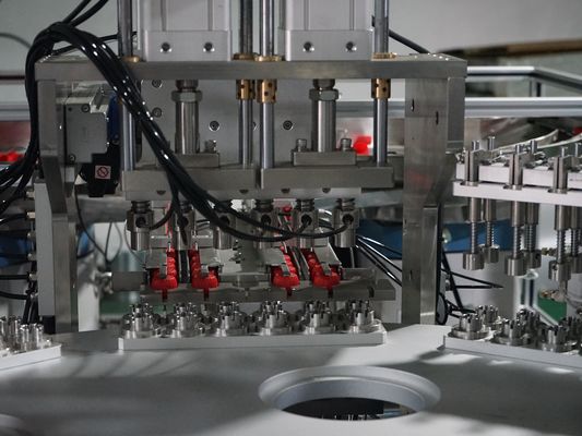 İyi bir fiyat. Jelly Cap Otomatik Montaj Makinesi Dönüştürme Tablosu Tipi İşlem Paslanmaz Çelik Malzeme Üretim İyi Performans çevrimiçi