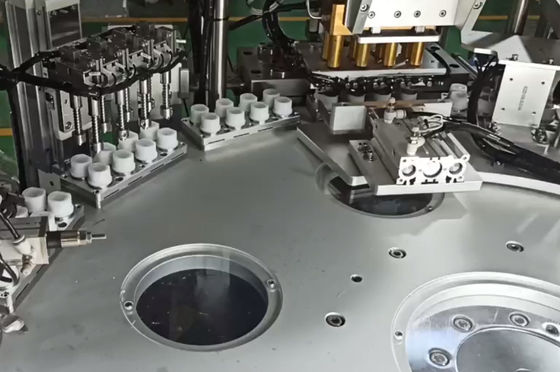 İyi bir fiyat. IV infüzyon ürünleri için yüksek özelleştirilebilir Euro Cap Montaj Makinesi Özelliklerinize göre çevrimiçi