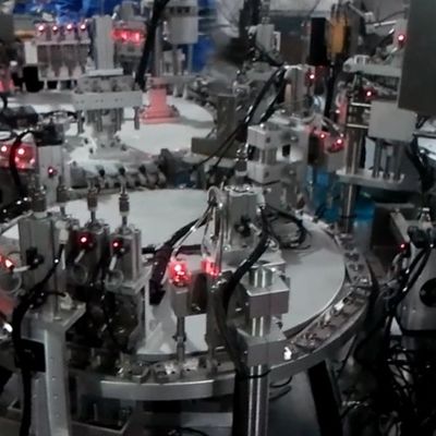 İyi bir fiyat. İnsülin iğnesi ve kan toplama iğneleri için tıbbi ürün montaj makinesi uzmanı çevrimiçi