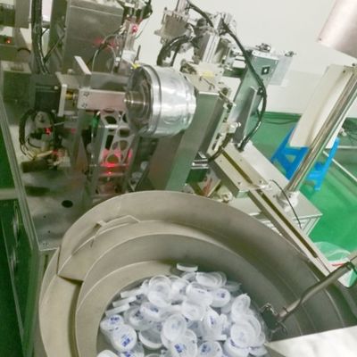 İyi bir fiyat. Paslanmaz çelik yüksek kapasiteli otomatik etiketleme makinesi montaj makinesi bağlantısı ile entegre çevrimiçi
