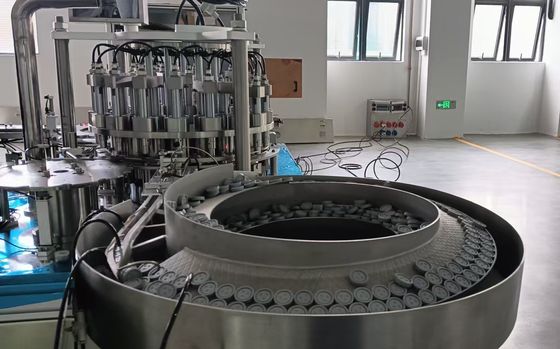 İyi bir fiyat. Euro Cap Montaj Makinesi Servo Motoru ve İndeksleme Sürücüsüyle Uzun Hizmet Ömüri Uluslararası Besleme Vibratörü çevrimiçi