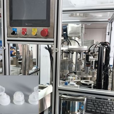 İyi bir fiyat. Flip Top Kapaklarının Yüksek Hızlı Üretimi İçin Özelleştirilebilir Günlük Gereksinimler Montaj Makinesi çevrimiçi