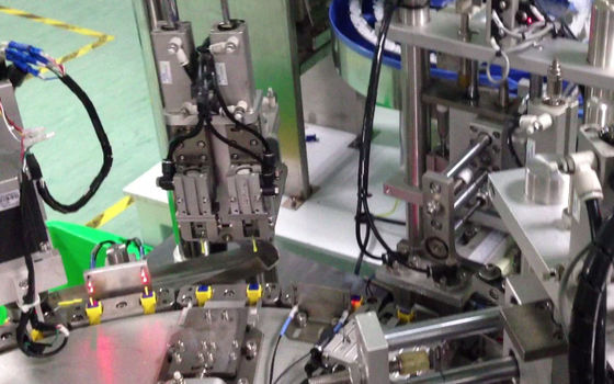 İyi bir fiyat. Güvenlik Lançeti Üretim Hatı ile Yüksek Kalifiye Kan Lançetleri için Otomatik Montaj ve Bulma çevrimiçi