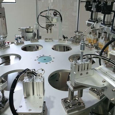İyi bir fiyat. PLC ile kontrol edilen nemden korunma kapağı için otomatik montaj makinesi çevrimiçi