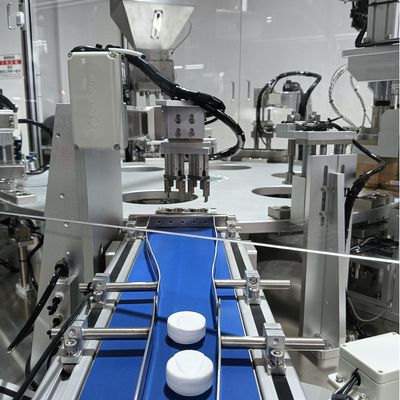 İyi bir fiyat. Nem geçirmez Kapak Otomatik Silika Jel Kurutucu Kapak Montaj Makinesi Özelleştirilebilir PLC Tarafından Kontrol Edilir ve Ekran Ekranı Tarafından İşletilir çevrimiçi