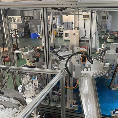 İyi bir fiyat. Standart olmayan Otomatik Pompa Başı Montaj Makinesi Montaj İşlemi Teknolojisi Yüksek Kalifikasyon Hızı Uzaktan Kumanda çevrimiçi
