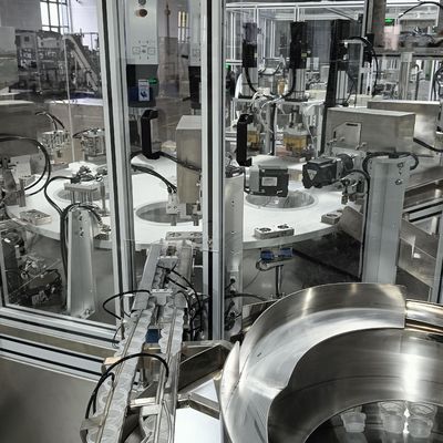 Standart olmayan Otomasyon Endeksi Hareket Film Kapak için Ultrasonik kaynak makinesi Ultrasonik kaynak makinesi Yabancı marka seçin Yüksek kaynak hassasiyeti