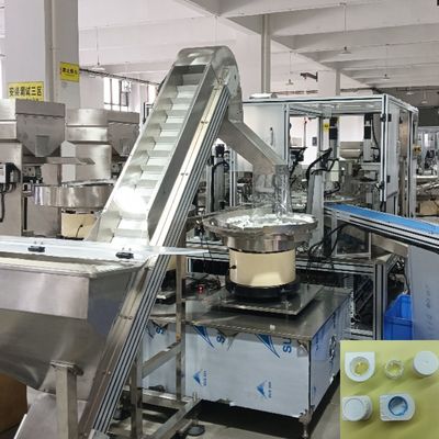 İyi bir fiyat. Yüksek Esneklik Süt Heli Kapak Montaj Makinesi İndeks Hareket Operasyon Tipi çevrimiçi