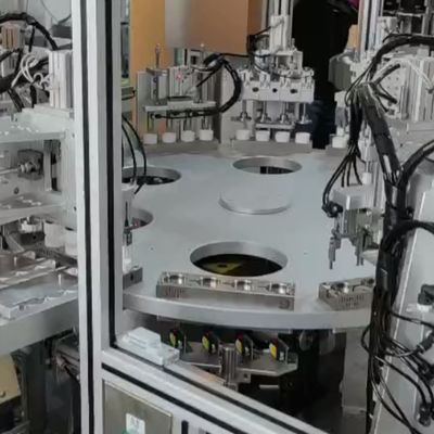 Silika Jel Kapak Ürün Montajı için Esnek Günlük İhtiyaçlar Montaj Makinesi