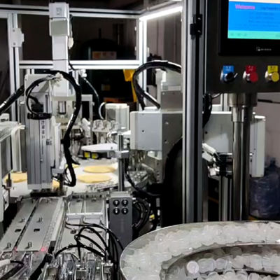 İyi bir fiyat. PLC kontrolü ile dokunmatik ekran CRC Cap Montaj Makinesi çevrimiçi