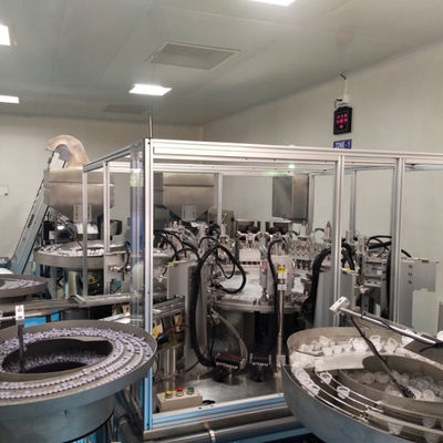İyi bir fiyat. İlaç Kullanımı İçin Yüksek Hızlı Euro Kapak Montaj Makinesi, Saatte 14000 Kapak ve 10-30mm Kapak Yüksekliği Aralığı çevrimiçi